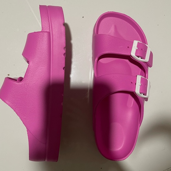 Pink slides Brand New - Picture 3 of 6